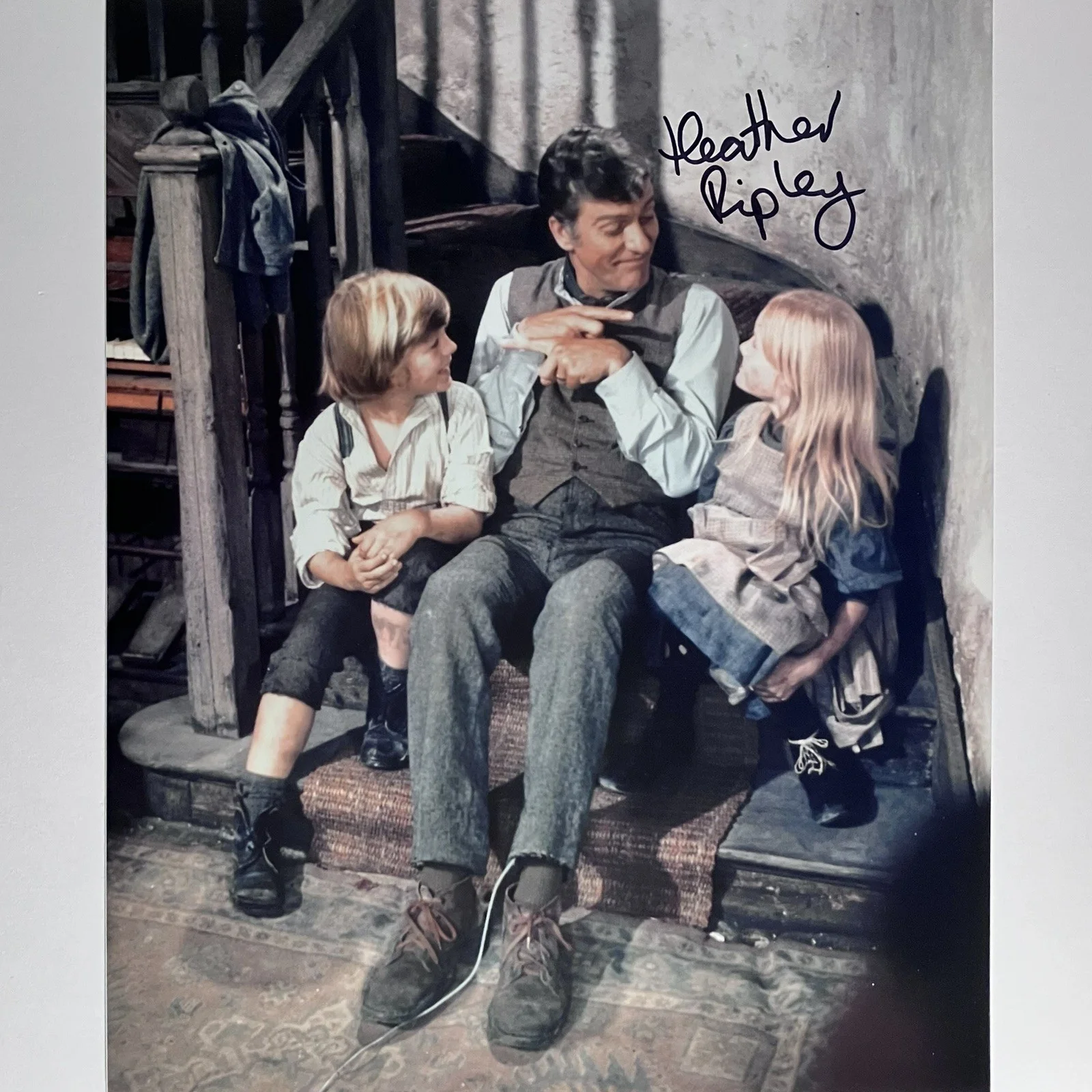 Heather Ripley — CHITTY CHITTY BANG BANG Signed 8x10 / HEATHER RIPLEY As Jemima Potts / COA, image 2