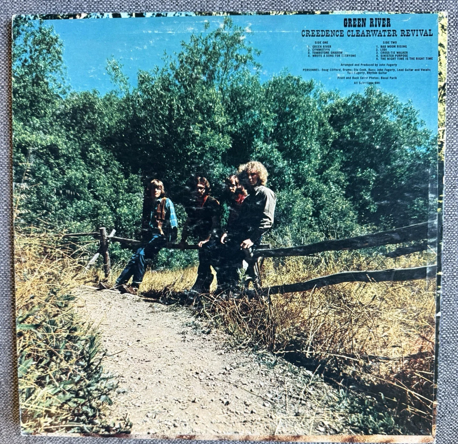 TOM FOGERTY - CCR - Signed / Autographed ‘Green River’ Album LP, изображение 3