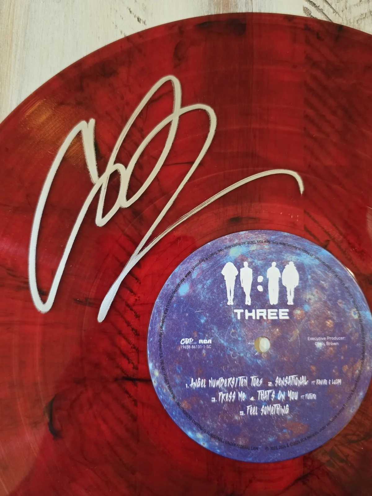 Chris Brown Signed Autograph 11:11 Record Limted Edition With JSA CERT, image 3