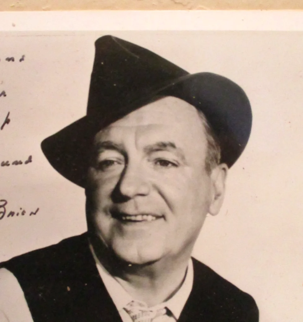 Pat O'Brien — Pat O'Brien Signed & Dated 8x10 Glossy Photo + PROGRAM Circle Star Theatre 1965, image 3
