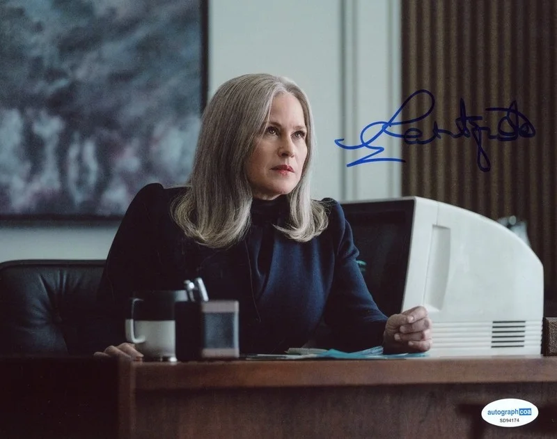 Patricia Arquette — *SEVERANCE* Patricia Arquette Signed 8x10 Autograph ACOA