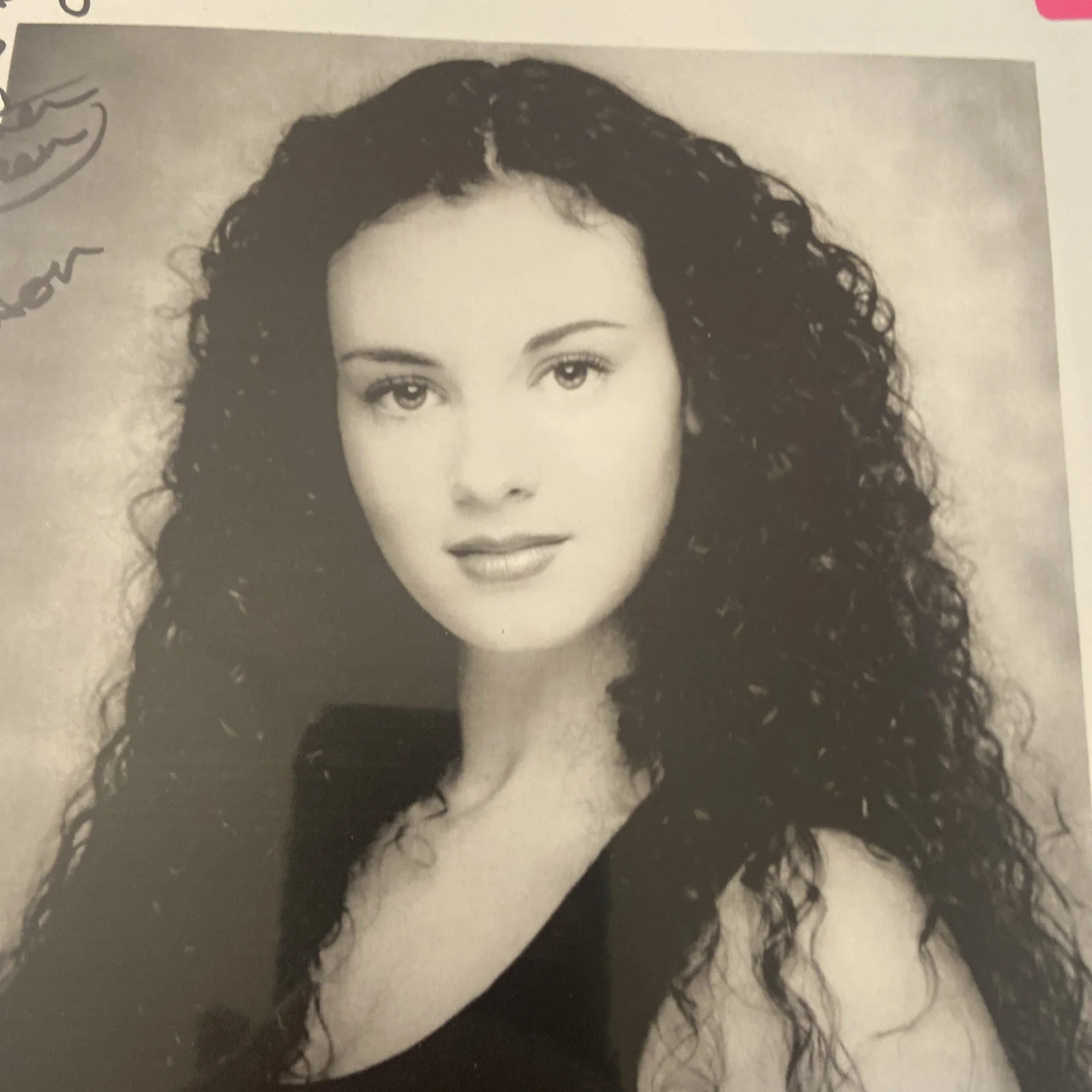 HEATHER LAUREN OLSON hand-signed BEAUTIFUL YOUNG B/W CLOSEUP 8x10, изображение 3