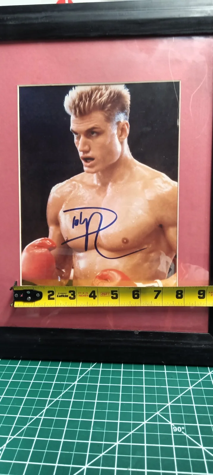 Dolph Lundgren — DOLPH LUNDGREN Signed Rocky IV IVAN DRAGO In The Ring Photo, image 3