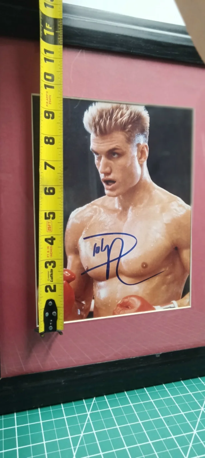 Dolph Lundgren — DOLPH LUNDGREN Signed Rocky IV IVAN DRAGO In The Ring Photo, image 5