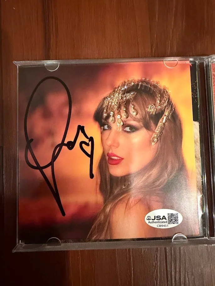 Taylor Swift signed autographed The Life Of A Show Girl CD Photo 1 JSA COA, изображение 2