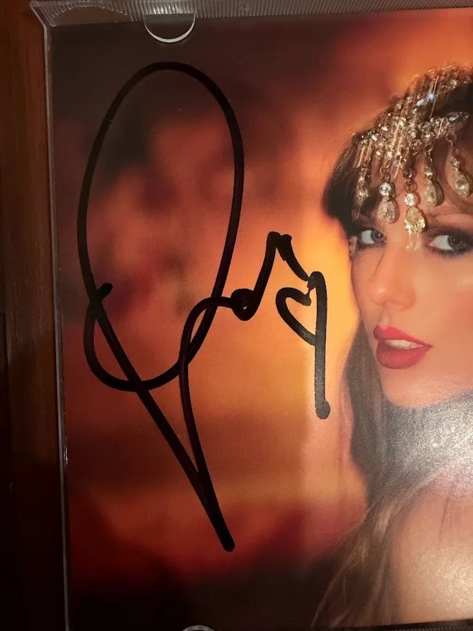 Taylor Swift signed autographed The Life Of A Show Girl CD Photo 1 JSA COA, изображение 3