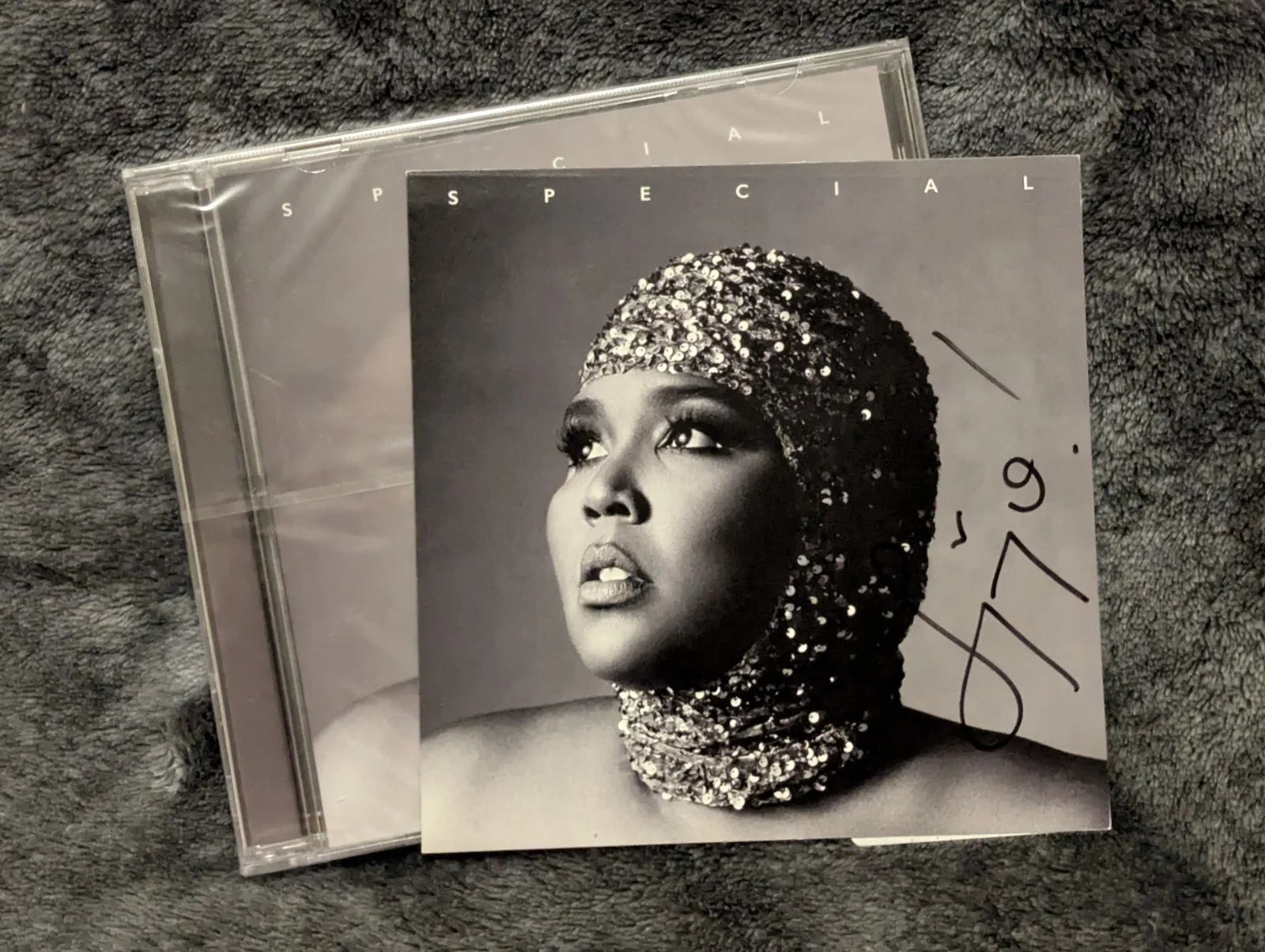 Lizzo Special CD with SIGNED Art Card (UK Exclusive), image 2