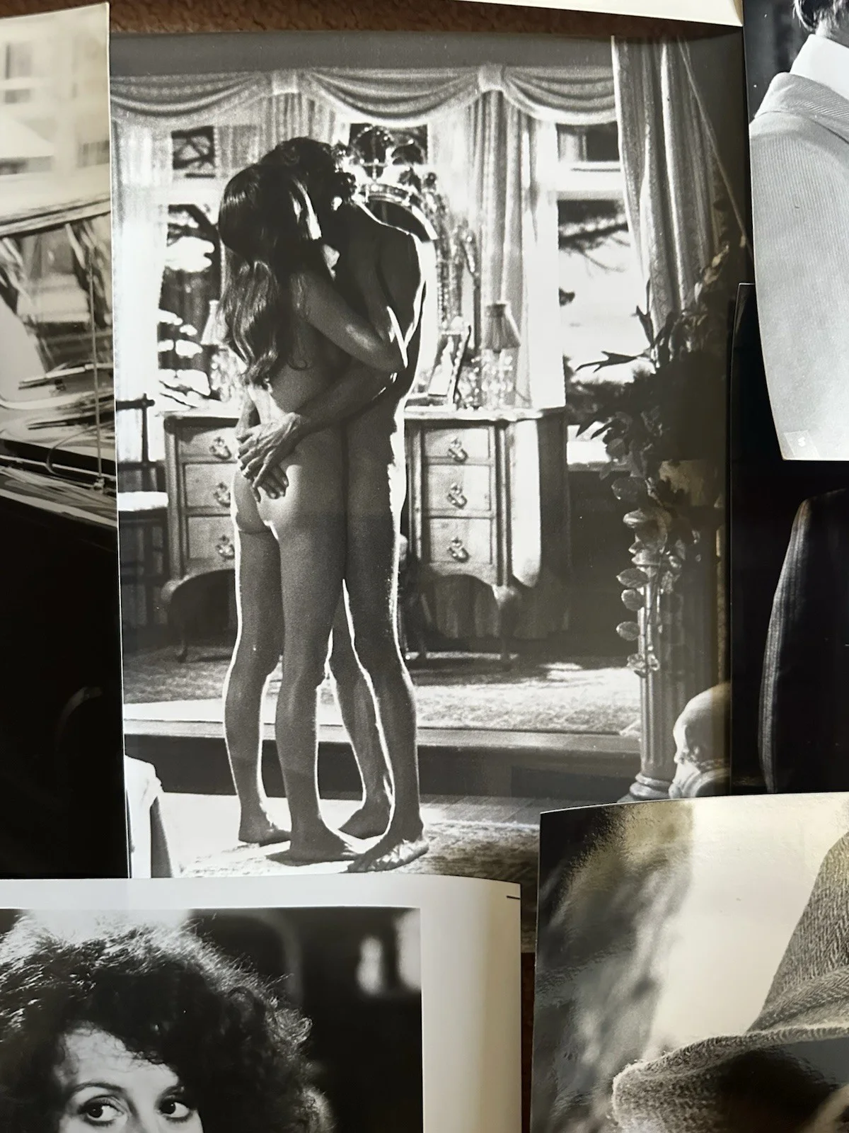 SARAH MILES : COLLECTION OF 15 PHOTOGRAPHS OLIVER REED/KRISTOFFERSON/ROB MITCHUM, изображение 3