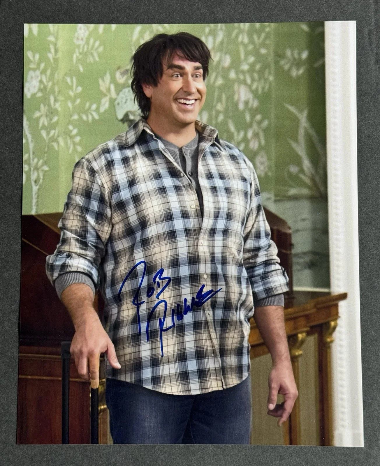 Rob Riggle — Rob Riggle Signed 8x10 Photo Dumb And Dumber To JSA COA not BAS Beckett PSA