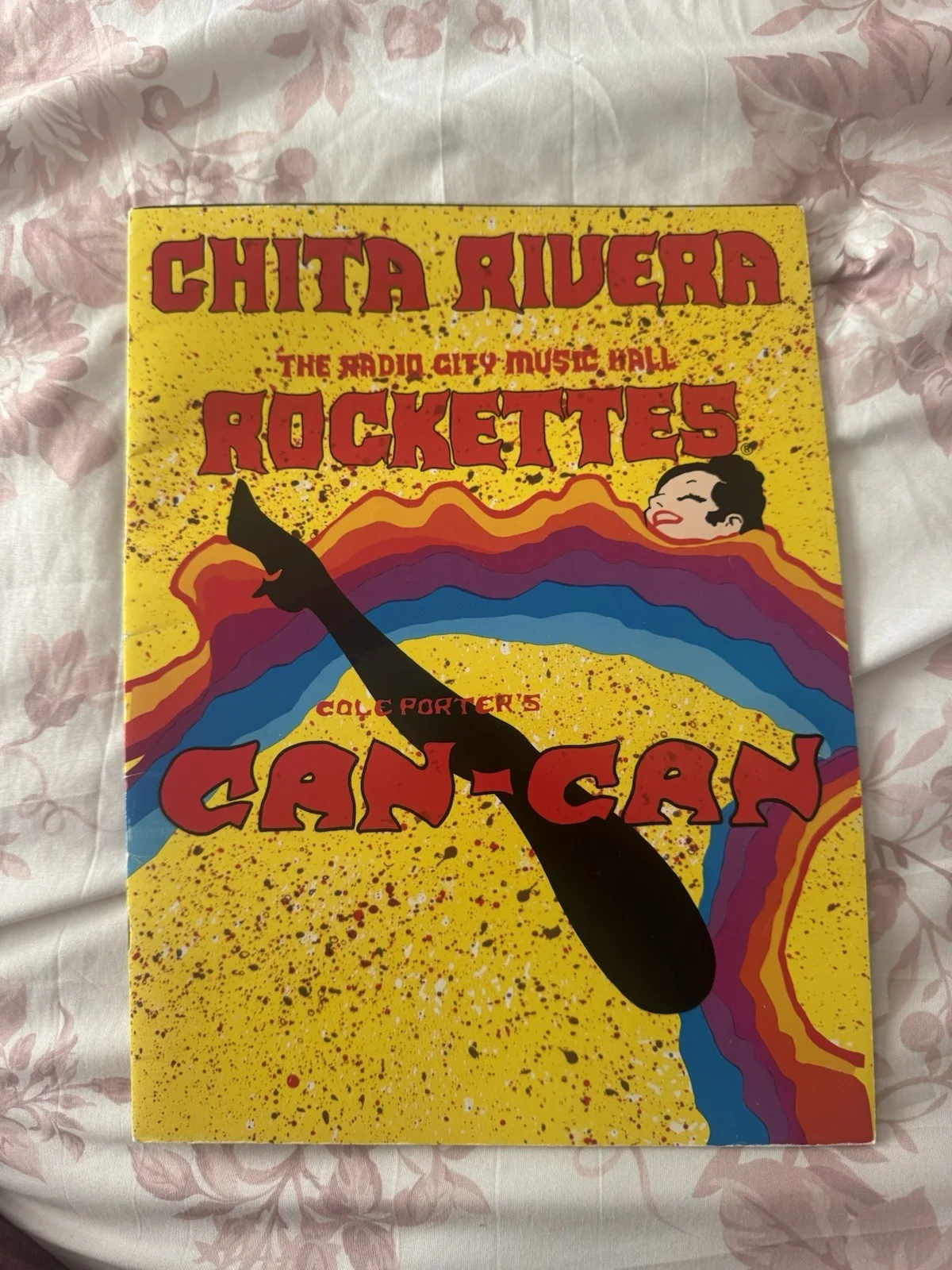 Chita Rivera — CAN-CAN Souvenir Program CHITA RIVERA Autographed TOUR 1988, image 2