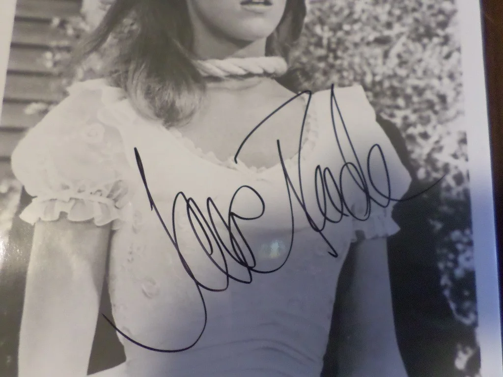 Jane Fonda — Jane Fonda Signed Cat Ballou B&W Photo, image 3