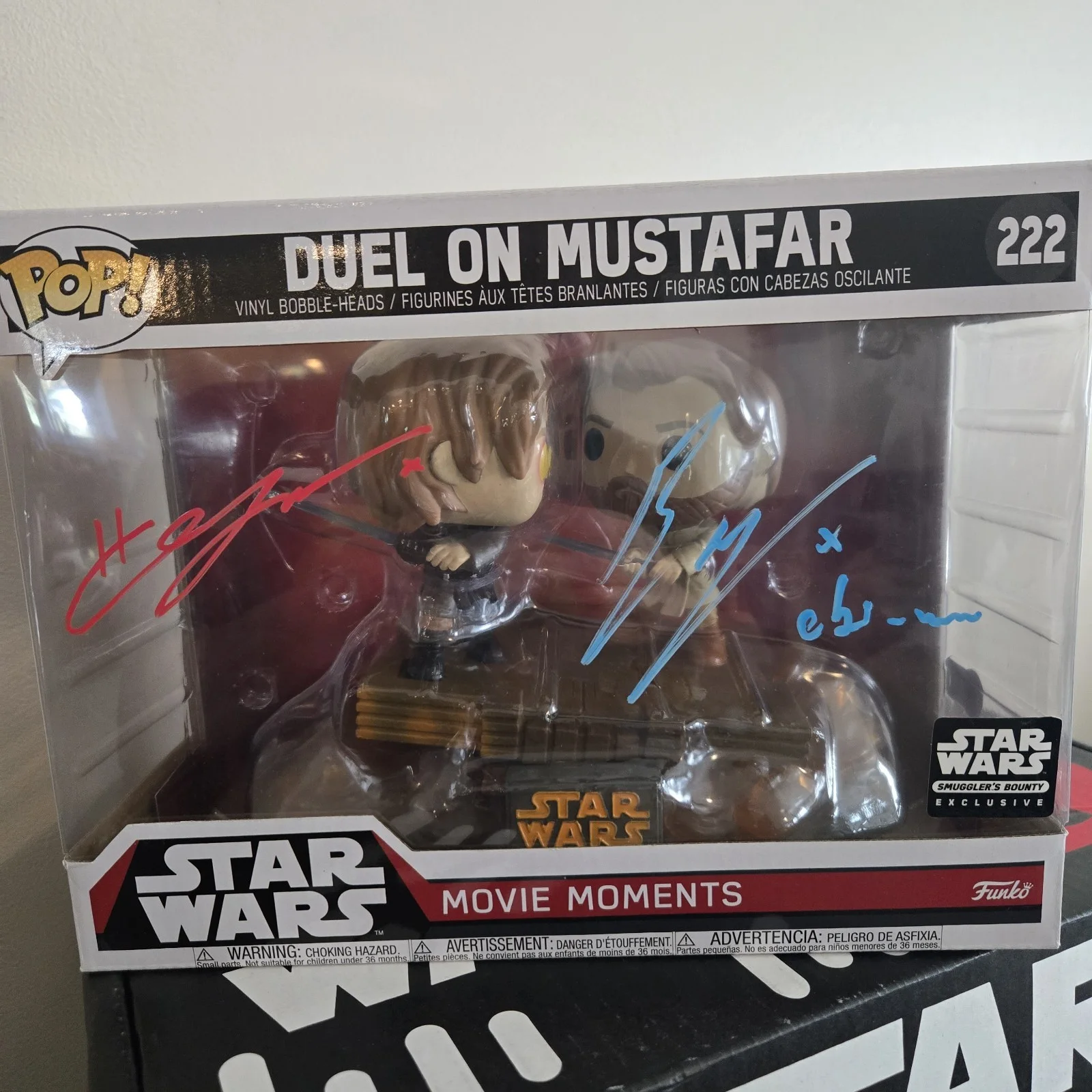 Ewan Mcgregor, Hayden Christensen — Ewan Mcgregor/Hayden Christensen Signed Duel Of Mustafar Funko W/Smugglers Box, изображение 4