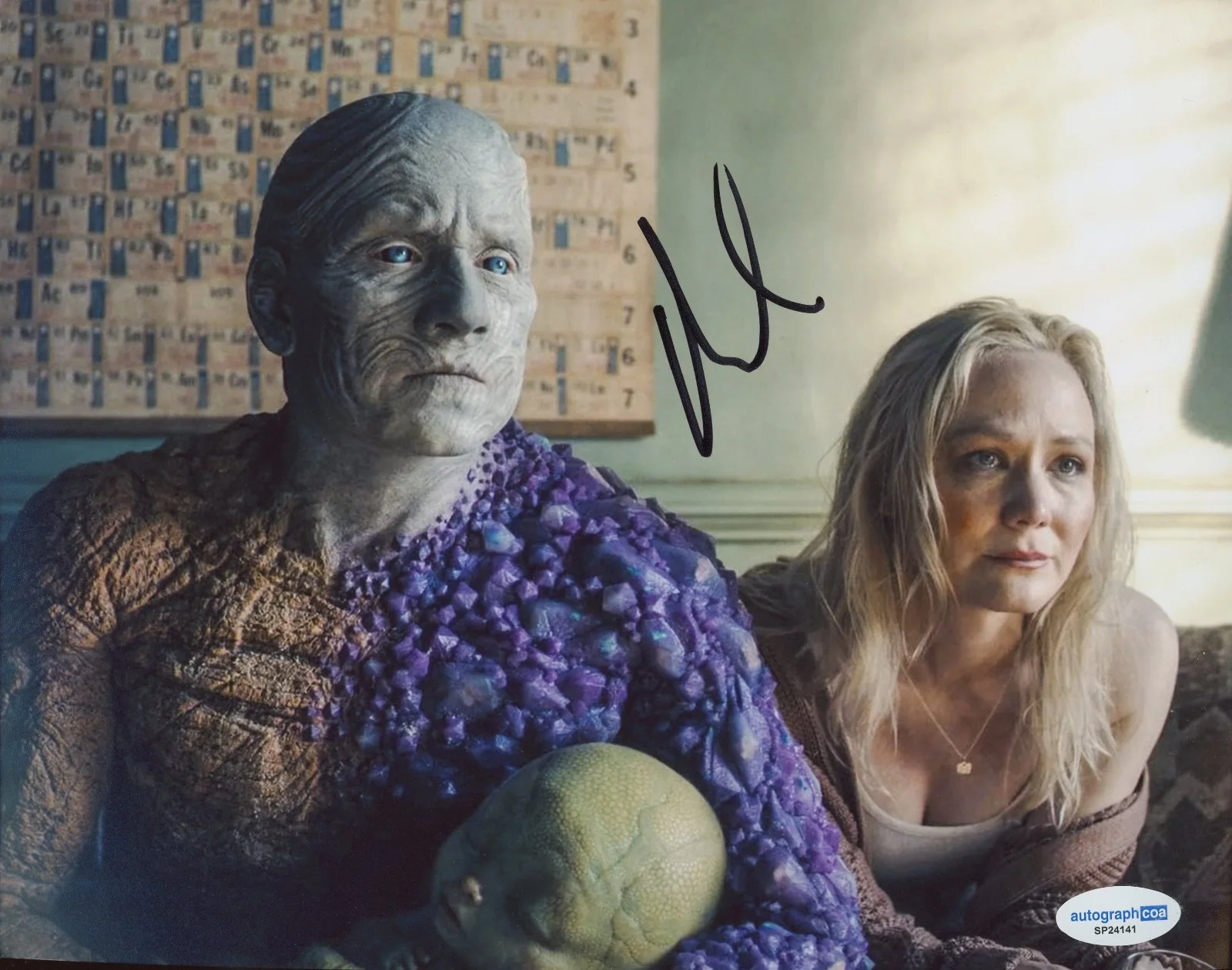 Anthony Carrigan — Anthony Carrigan Signed Autographed SUPERMAN "Metamorpho" 8x10 Photo ACOA D, изображение 2