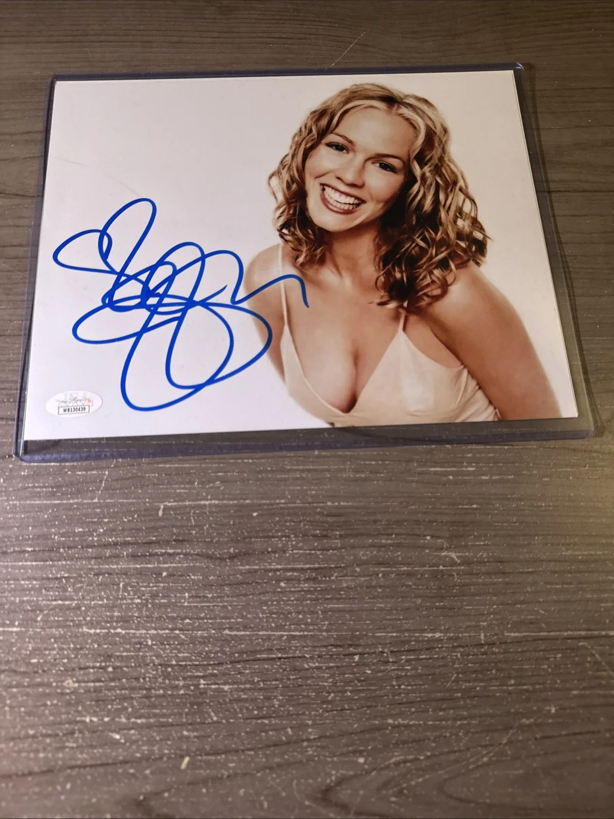 Jennie Garth — Jennie Garth Signed 8x10 Jsa Witnessed 90210