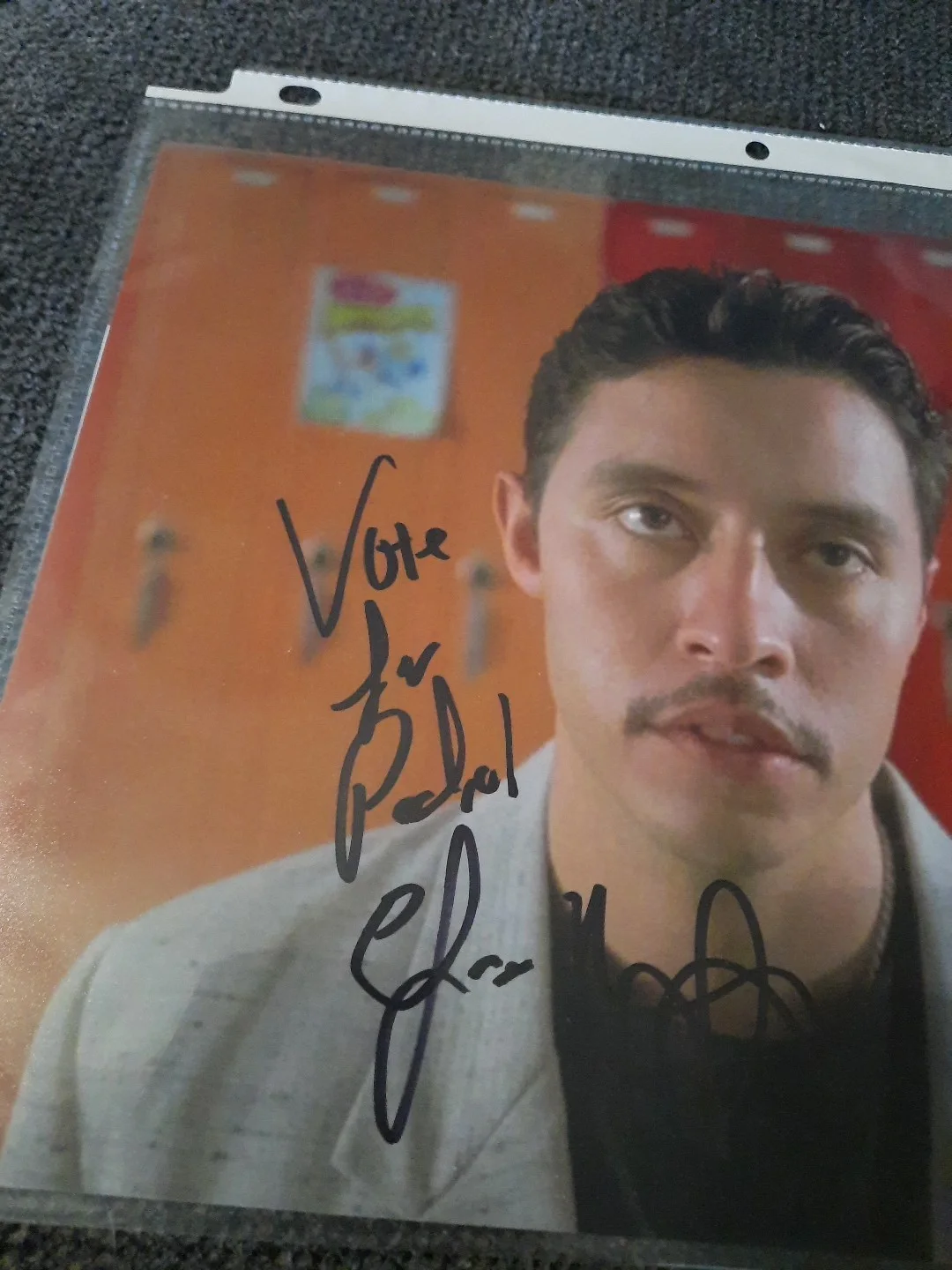 Efren Ramirez — Efren Ramirez Signed Autographed 8x10 Photo NAPOLEON DYNAMITE Vote For Pedro, изображение 2