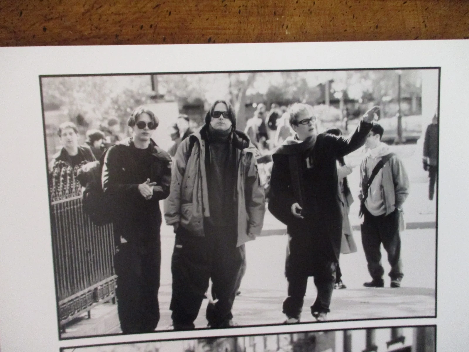 Jason Biggs/Tom Sadoski/Zak Orth/Jimmi Simpson(LOSER)2000 8 x 10 B&W Press Photo, изображение 2