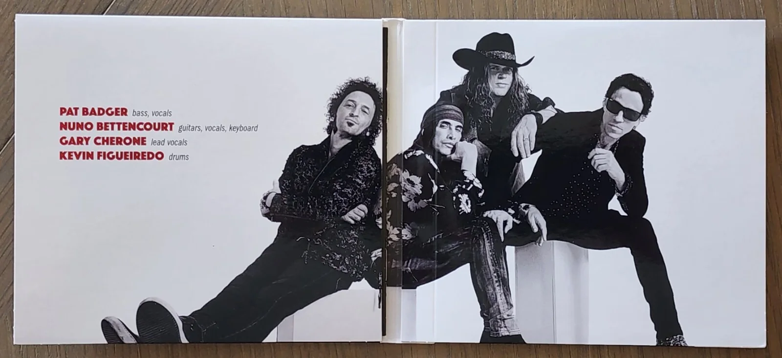 Extreme Six CD band signed autographed photo card Bettencourt Badger Cherone Fig, изображение 4
