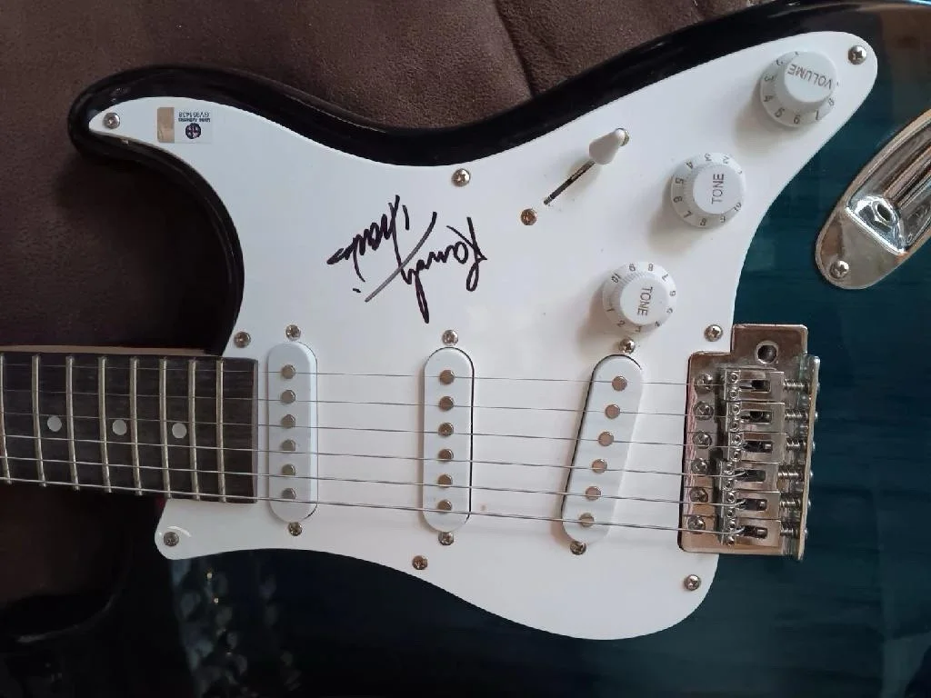 Randy Travis Signed Guitar, image 3