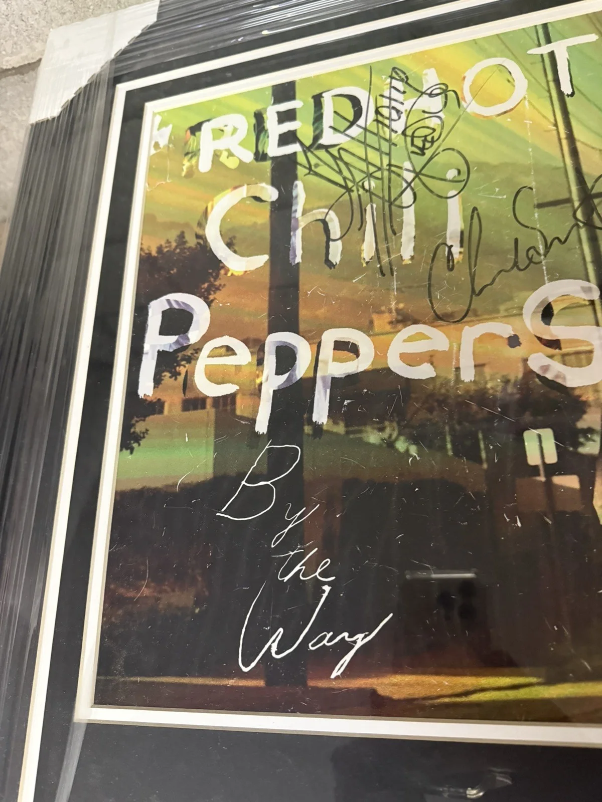 RED HOT CHILI PEPPERS Signed Tour Poster Custom Framed JSA COA FULL BAND, изображение 2