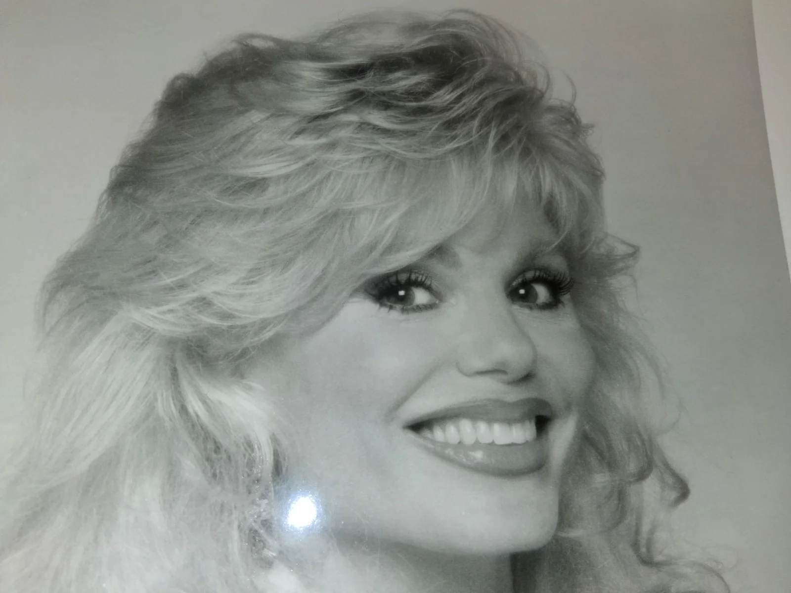 Loni Anderson — LONI ANDERSON STAR OF WKRP IN CINCINNATI /ACTRESS BEAUTIFUL SIGNED 8x10 PICTURE, изображение 5