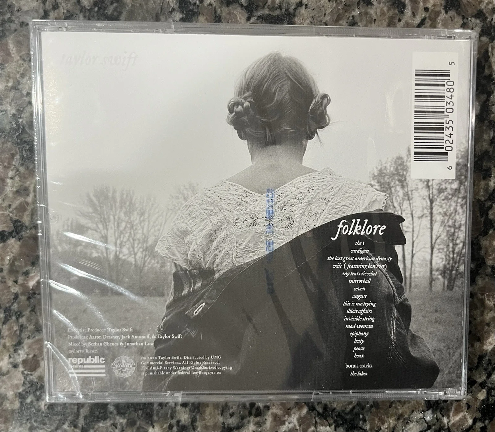 Taylor Swift SIGNED Folklore CD Autographed - Sealed, image 2