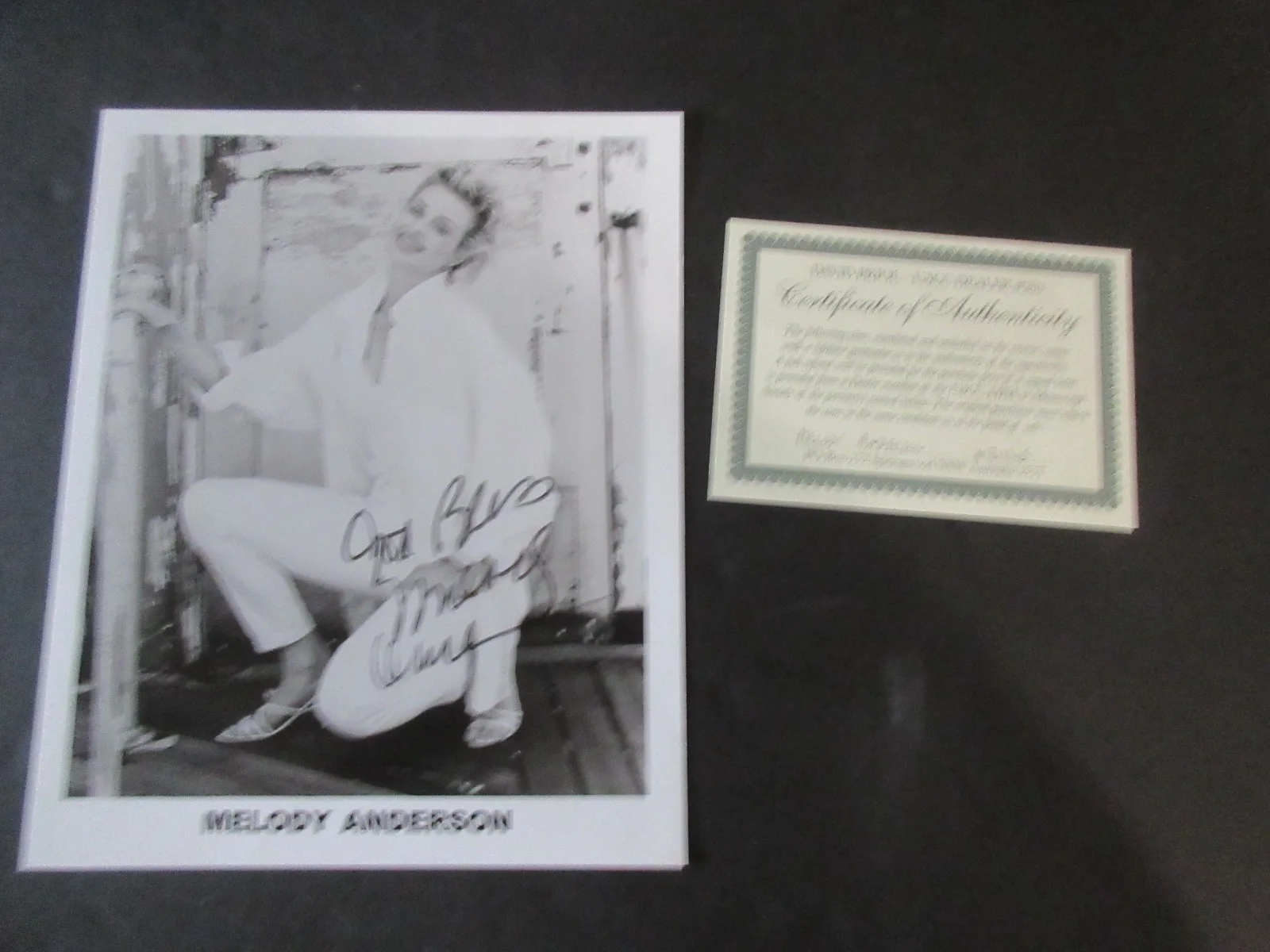 MELODY ANDERSON - AUTOGRAPH 8X10 B, W PHOTO COA — MELODY ANDERSON - AUTOGRAPH 8X10 B&W PHOTO COAa, image 2