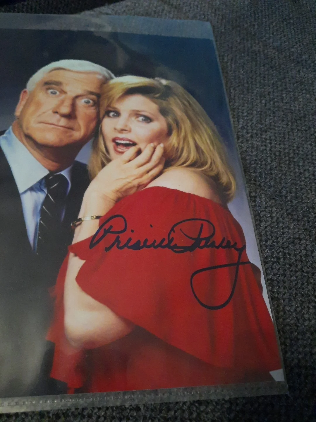 Priscilla Presley — Priscilla Presley Actor Autographed 8x10 Photo With COA JSA Movie Legend, image 2