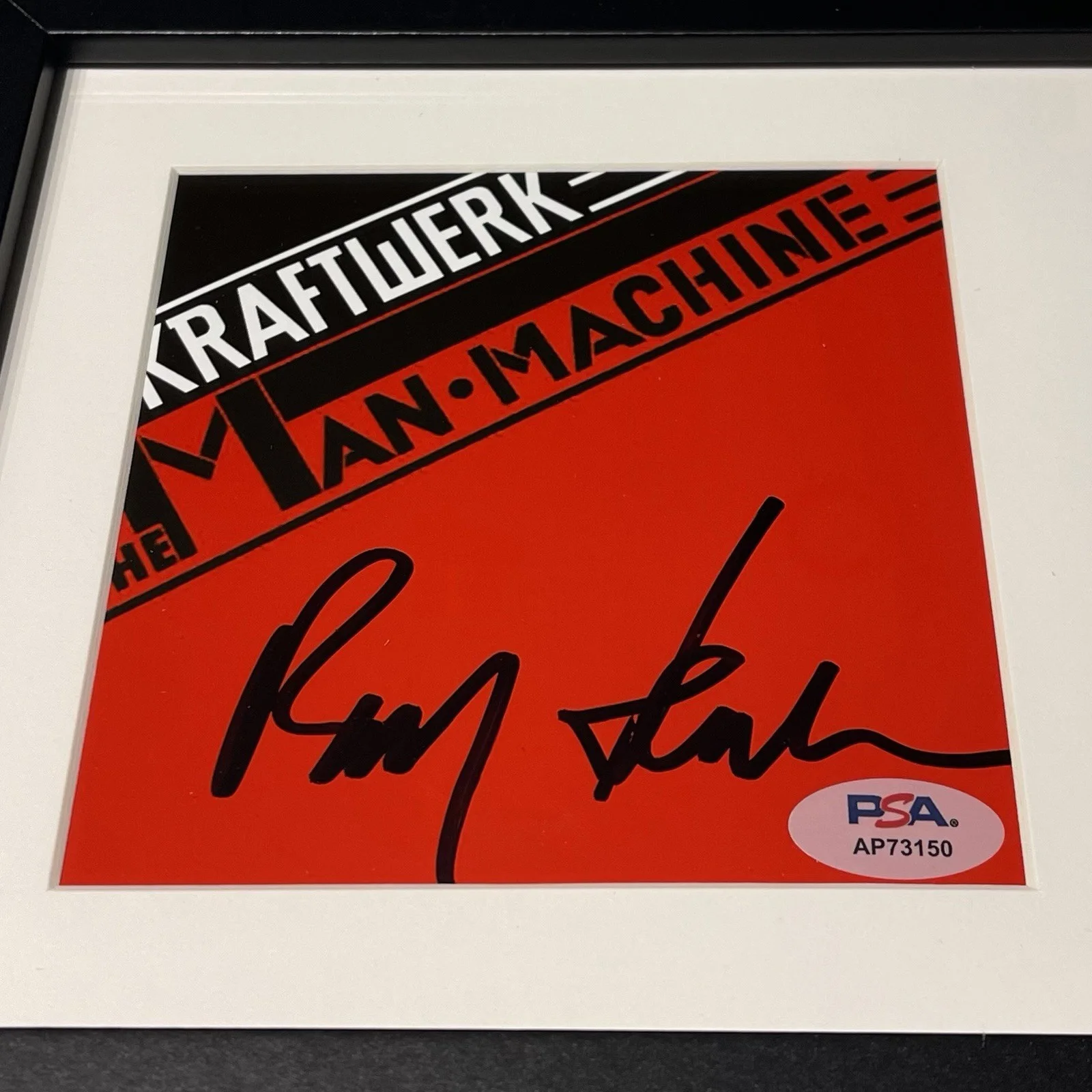 RALF HUTTER SIGNED KRAFTWERK THE MAN MACHINE CD ALBUM AUTOGRAPH FRAMED PSA COA, изображение 2