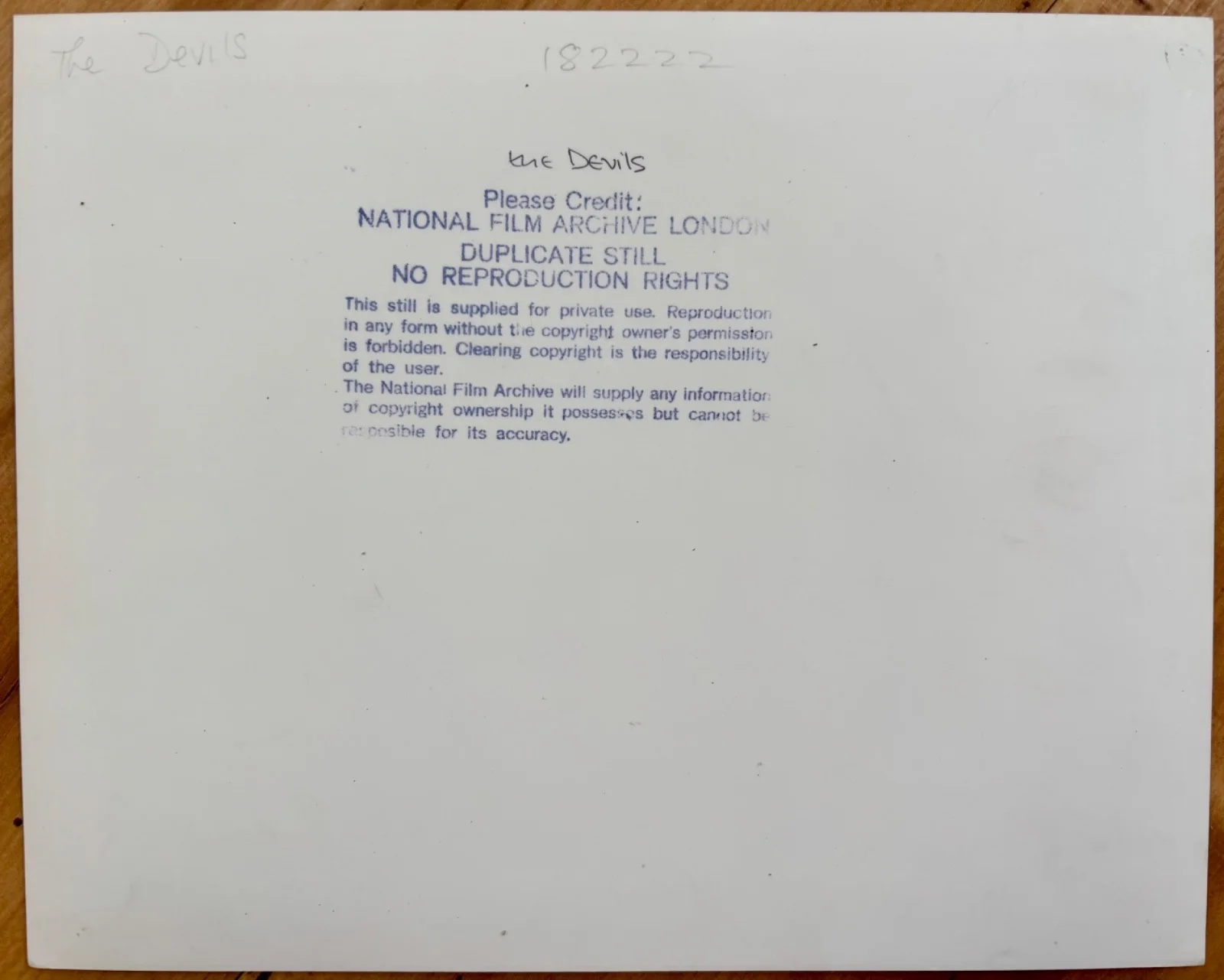 1 10X8 photographic b/w print FOH still for THE DEVILS 1971 exc cond, изображение 2