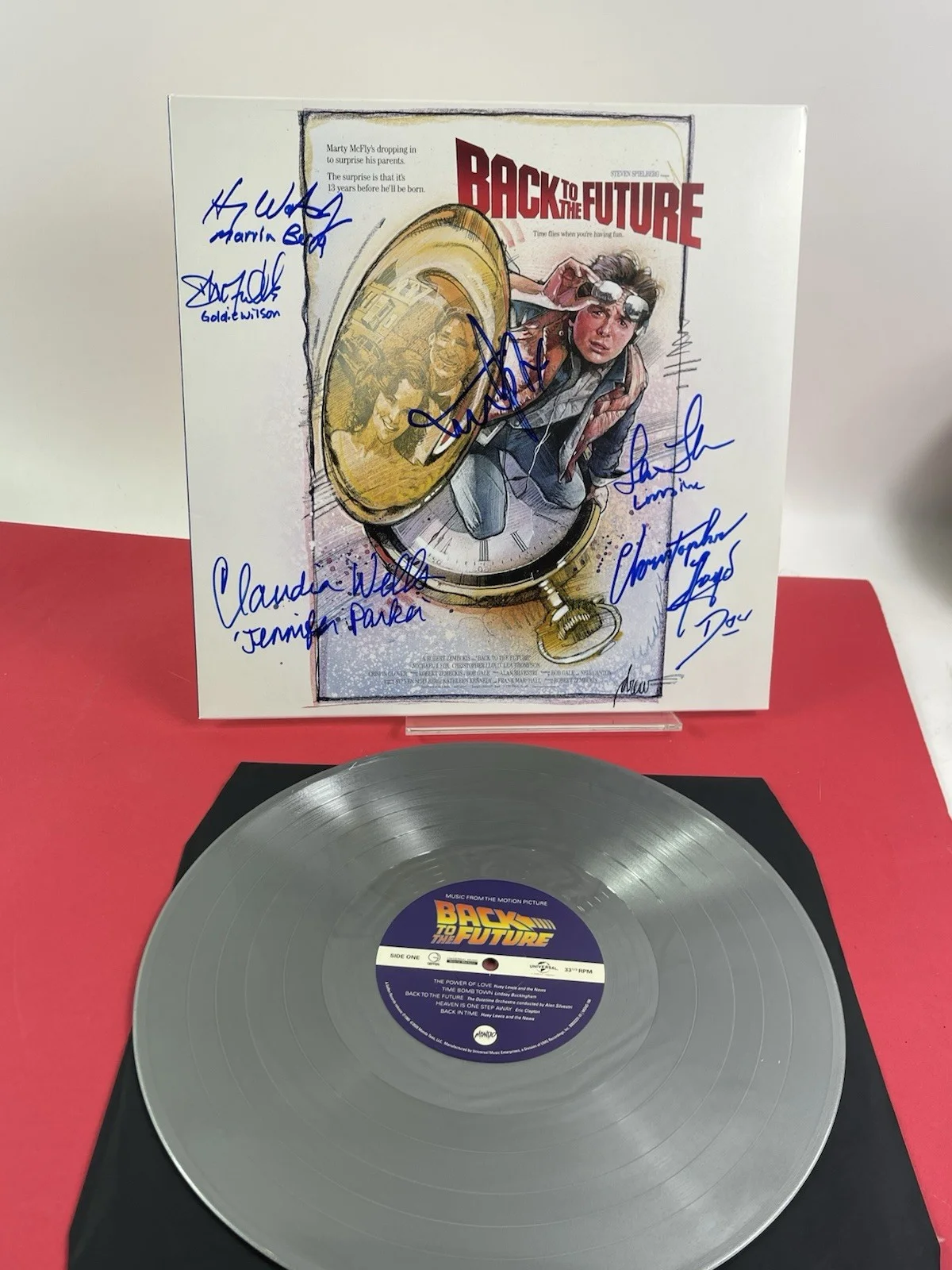 BTTF Cast — Michael J. Fox Lloyd , 6 Cast Signed Back to the Future Album MONDO Offical Pix, изображение 2