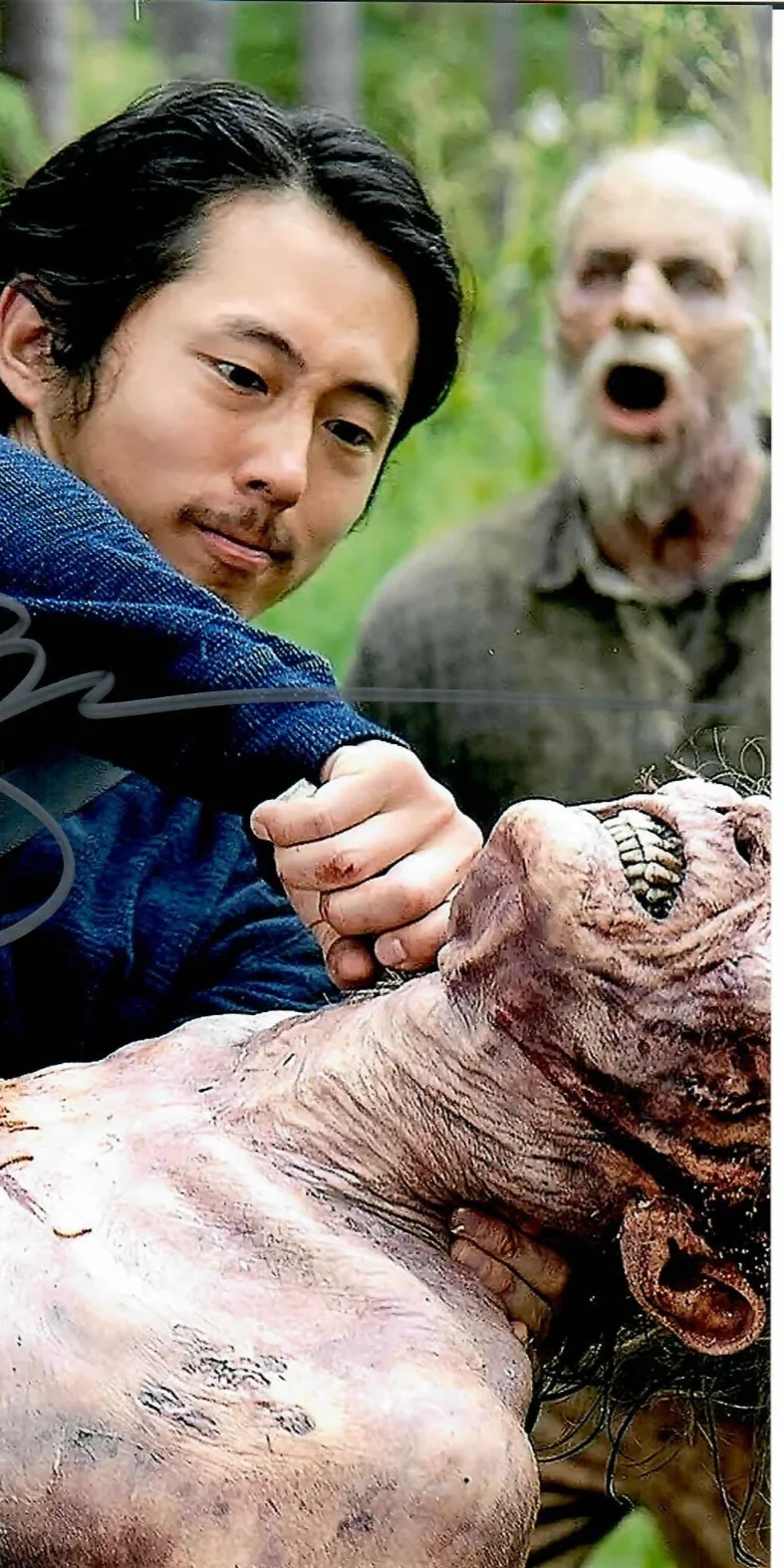 Steven Yeun — Steven Yeun The Walking Dead Movie Actor Hollywood Signed 8 x 10 Photo TTM COA, изображение 3