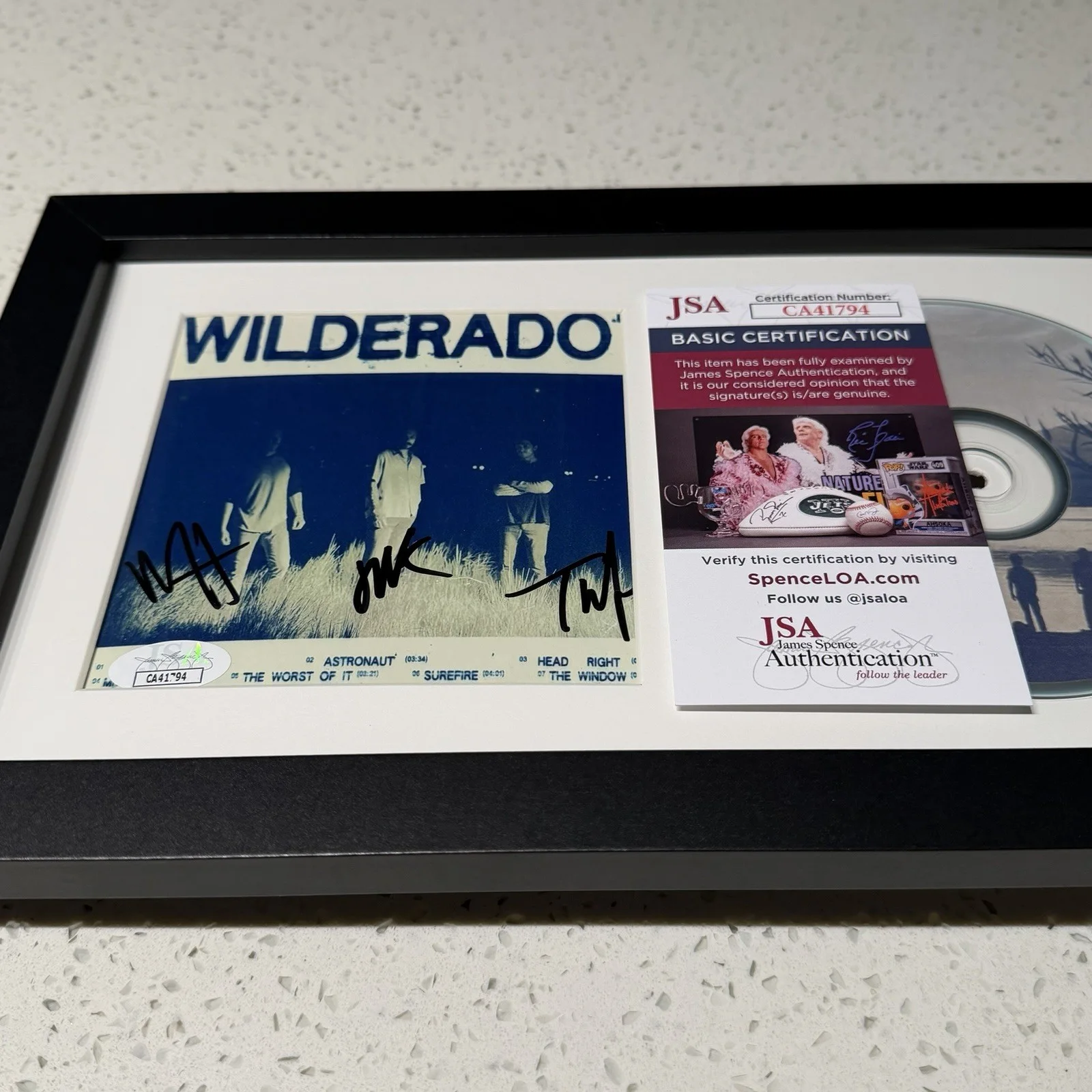 WILDERADO FULL BAND SIGNED SELF TITLED CD ALBUM AUTOGRAPH FRAMED JSA COA, изображение 2