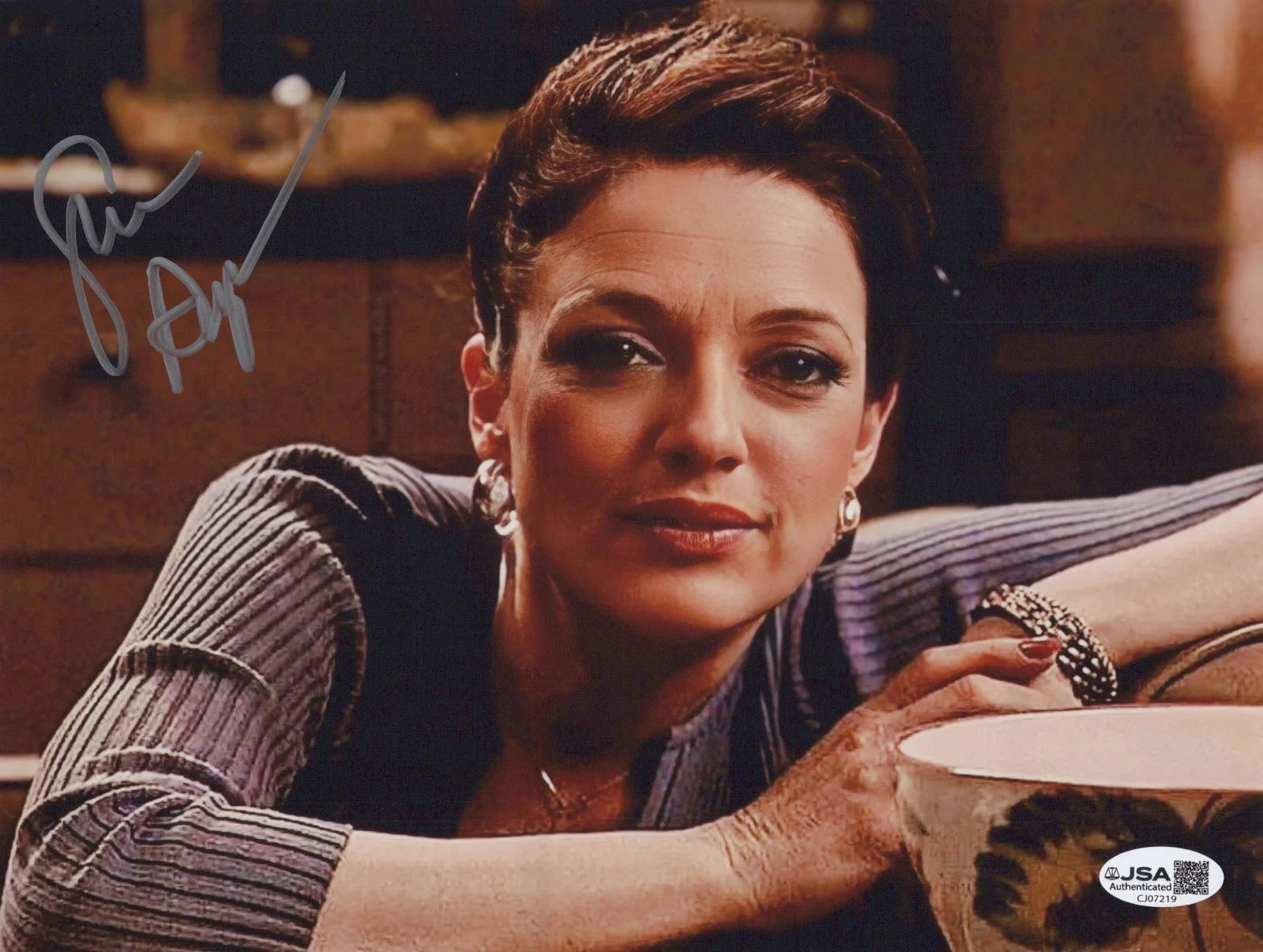 SHARON ANGELA — SHARON ANGELA Signed THE SOPRANOS 8x10 Photo AUTHENTIC ROSALIE Autograph JSA COA