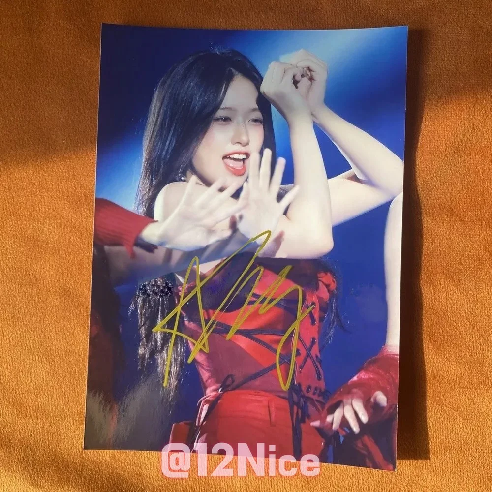 IVE An YuJin Autographed Signed Photo Autographs K-POP 4*6 2024A, изображение 3