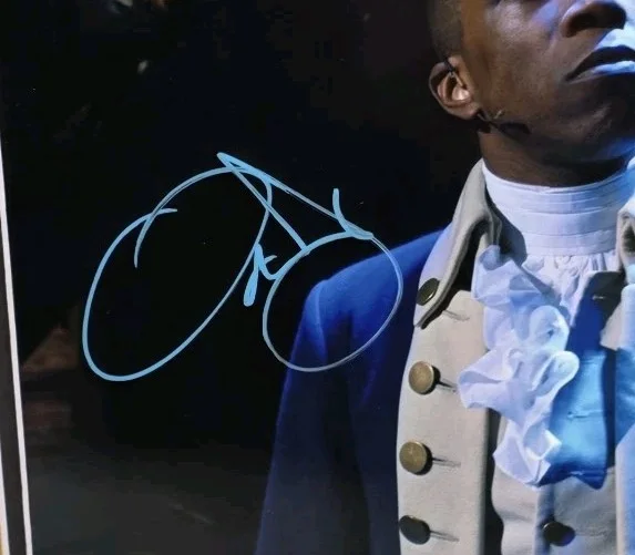 Leslie Odom Jr Signed Framed 8x10 Hamilton Broadway Photo Anthony Burr JSA, изображение 3