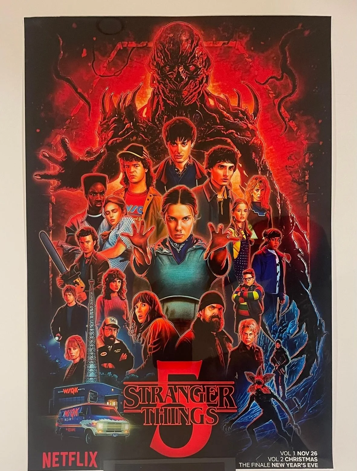 Millie Bobby Brown — Stranger Things Millie Bobby Brown Signed Season 5 Poster - PSA COA - Framed, image 3