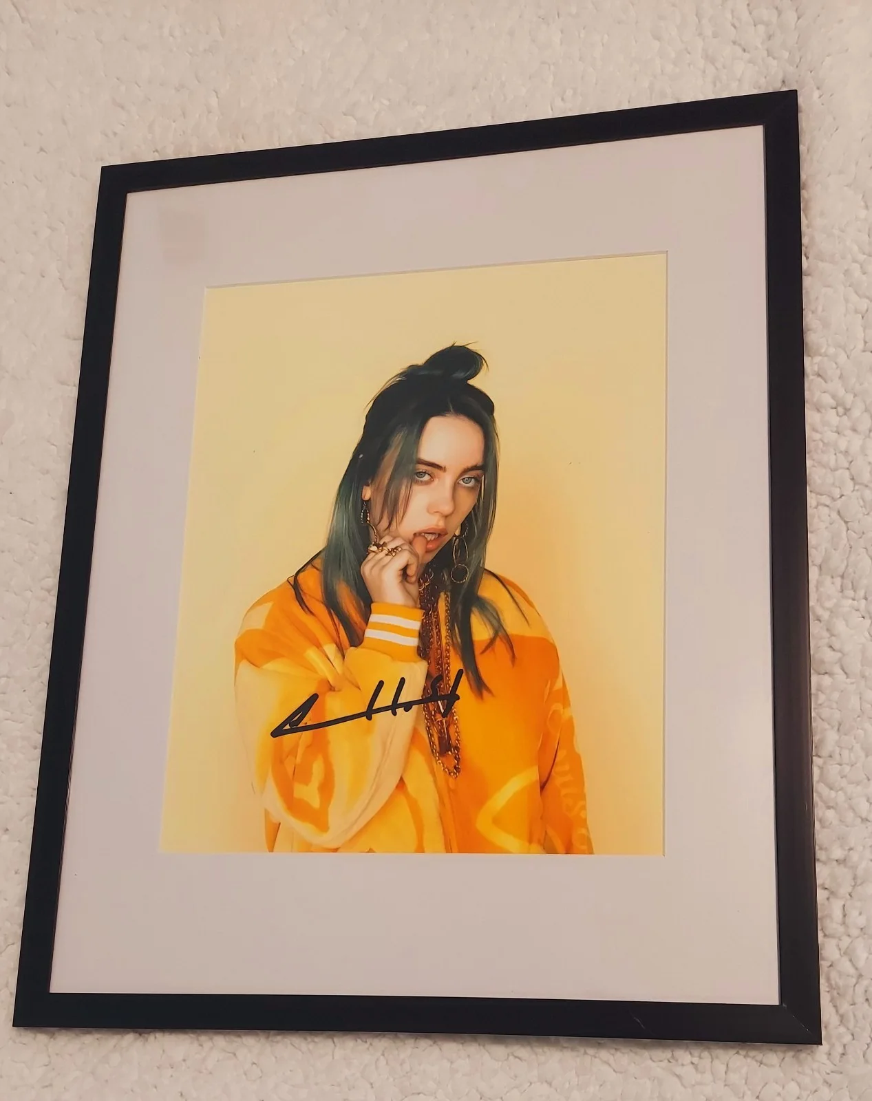 Billie Eilish Signed 8x10 Photo Framed In 11x14 With COA, image 2