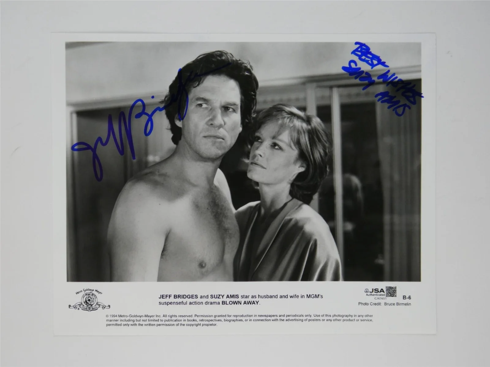 Jeff Bridges — Jeff Bridges Suzy Amis Signed B&W 8x10 Promo Photo Blown Away JSA COA, изображение 2