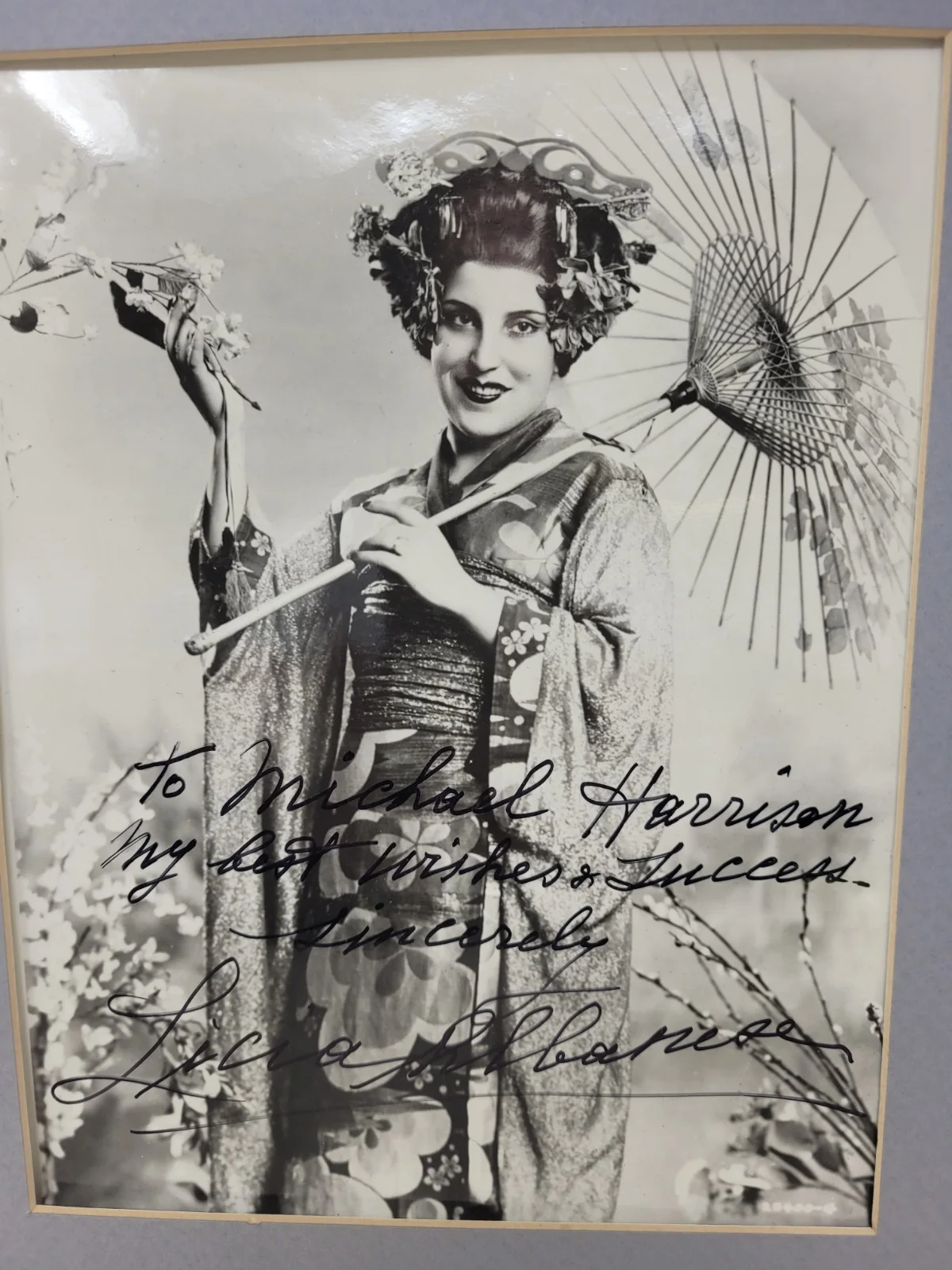 Licia Albanese Autographed Framed Photo No Glass 16x14", изображение 2