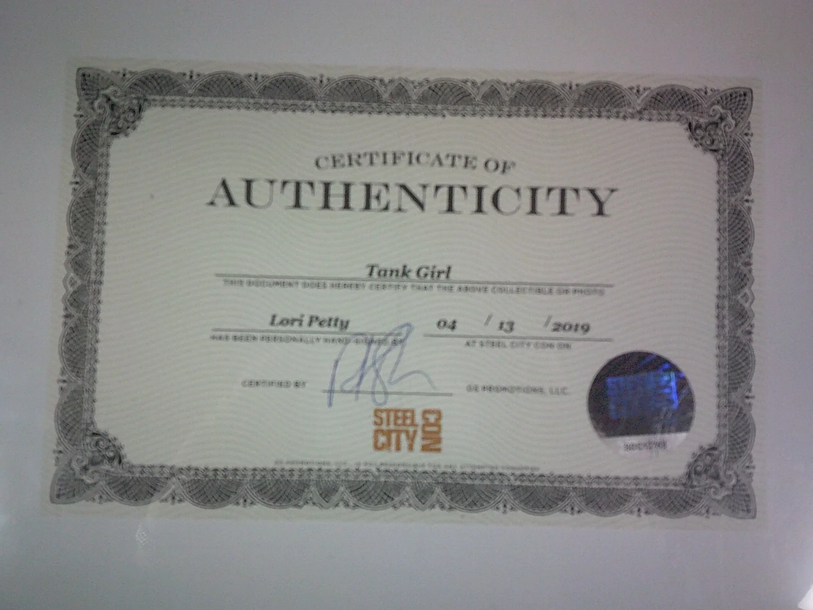 Lori Petty — Lori Petty Tank Girl Signed Print (12 x 17in) w/ Steel City Con COA!, изображение 3
