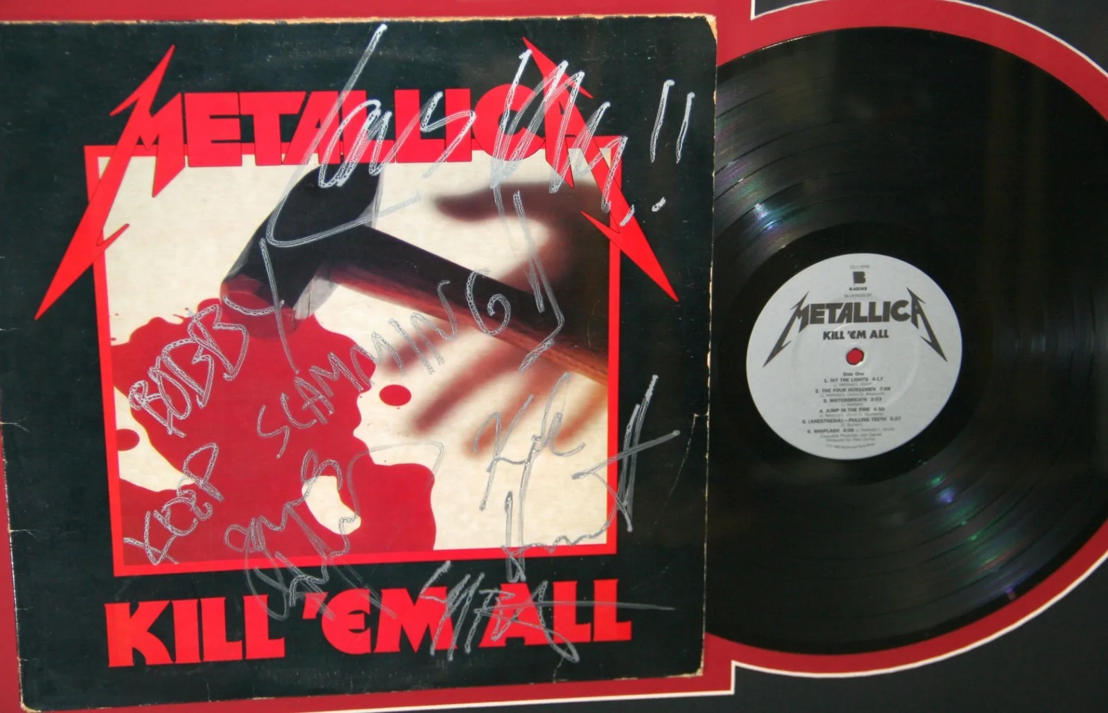 Cliff Burton, Kirk Hammett, Lars Ulrich, James Hetfield — C. Burton J. Hetfield +2 Signed Framed Metallica Kill'Em All Album PSA/DNA LOA, изображение 2