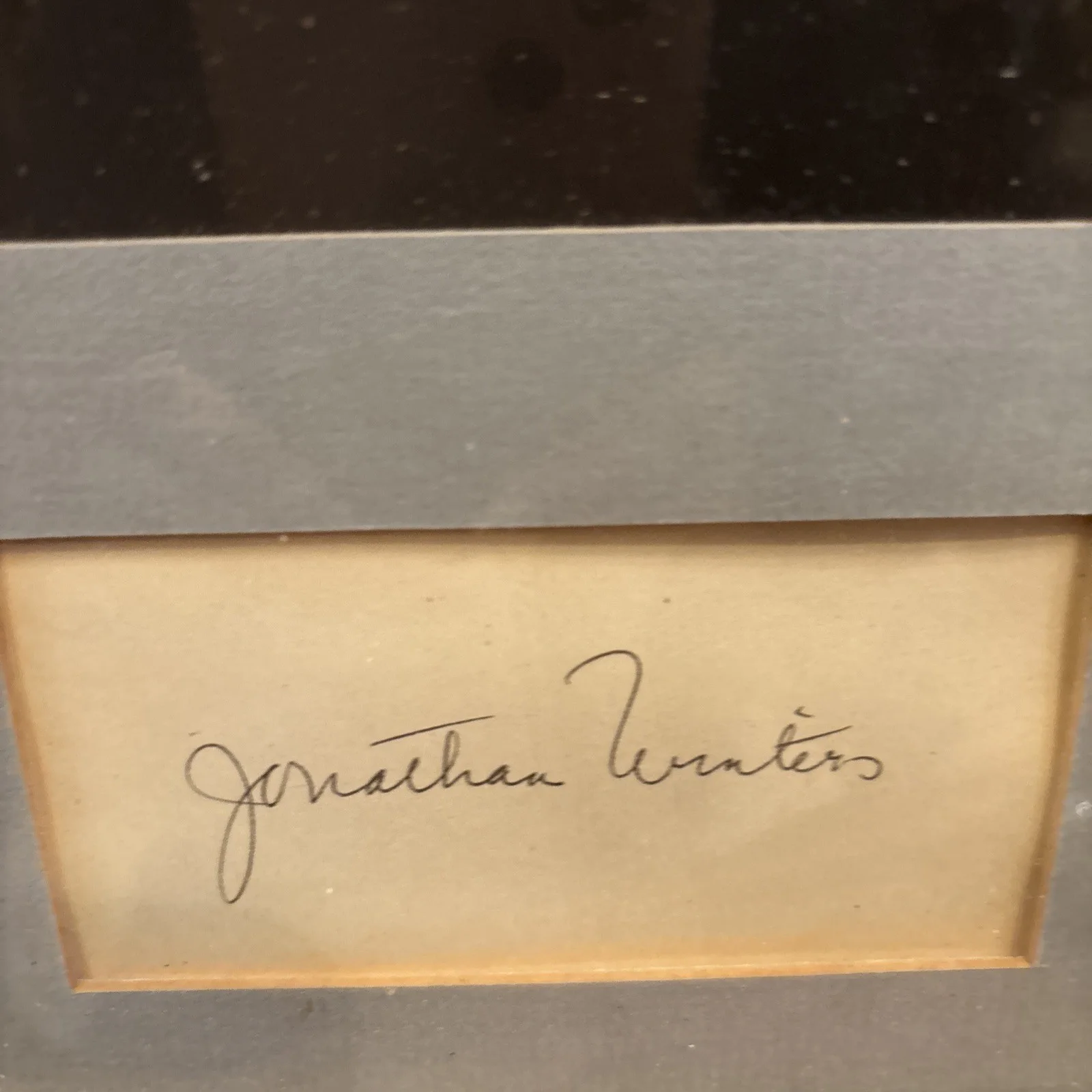 Jonathan Winters — jonathan winters signed Memorabilia Photo And Signature Frames 12” X 14.5”, изображение 3