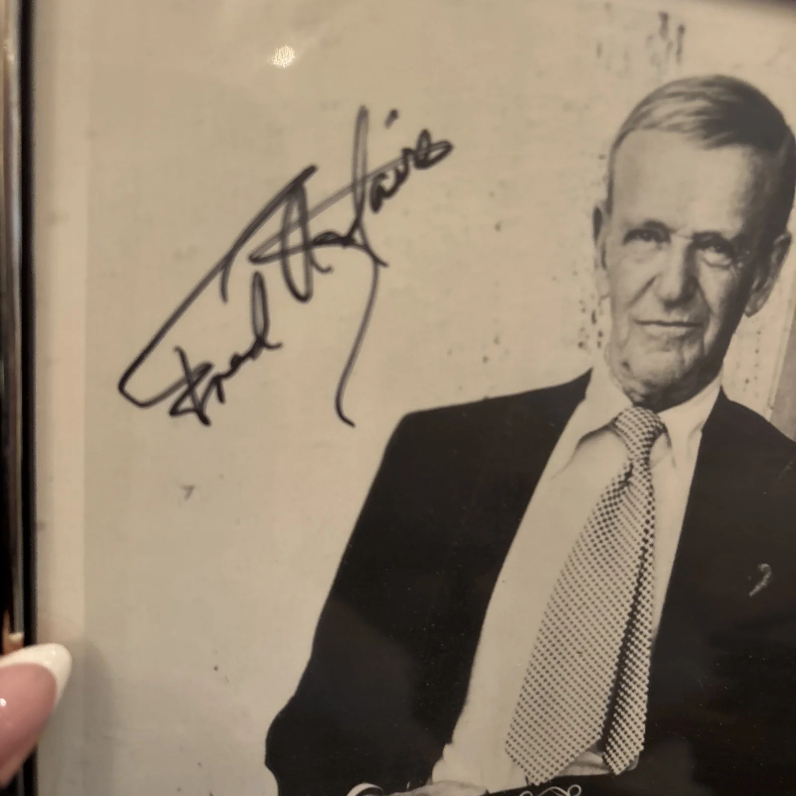 Fred Astaire — fred astaire photo Signed 9x 11”, изображение 3