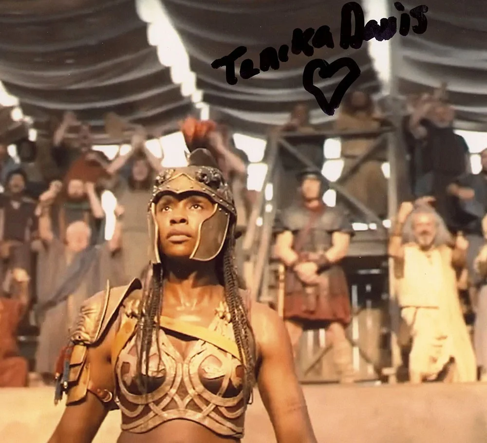 Tenika Davis — Tenika Davis signed "SPARTACUS: HOUSE OF ASHUR" 8x10 Photo PROOF f Achillia ACOA, изображение 5