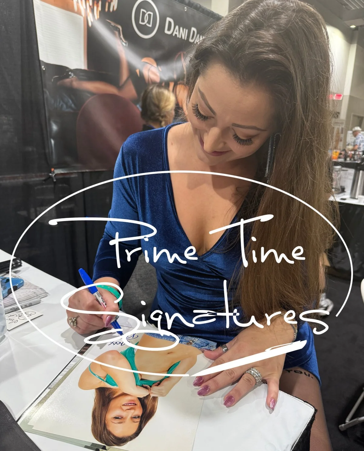 Dani Daniels — Hot Sexy Dani Daniels Signed 8x10 Photo Adult Star Authentic Autograph Beckett, изображение 2
