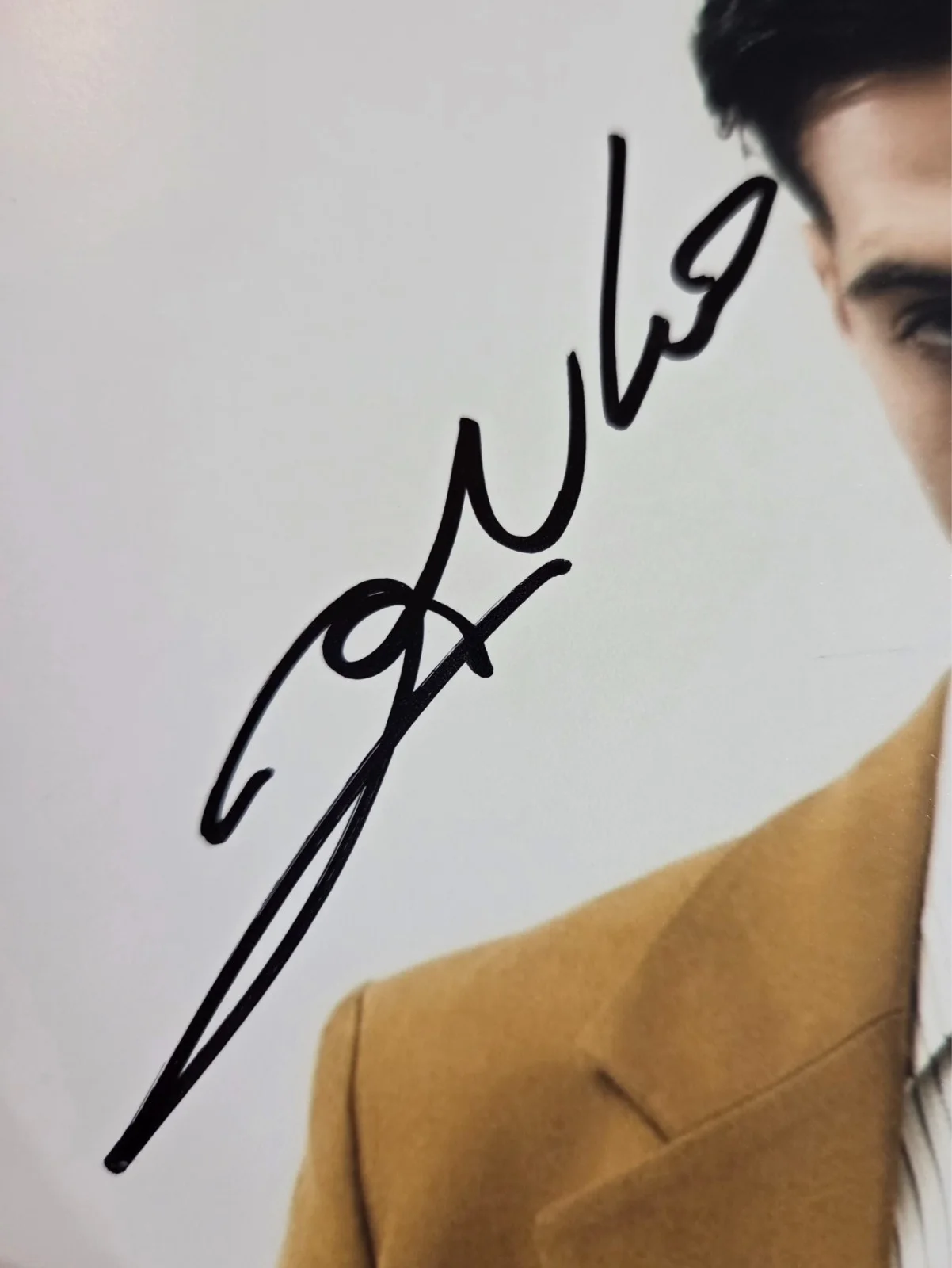 Damiano David Hand Signed Autograph 8x10 Photo In Person Proof Maneskin Singer, изображение 2