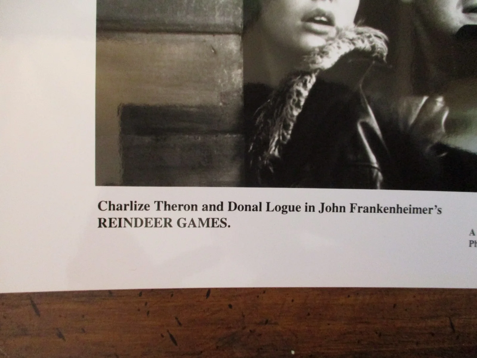 Charlize Theron/Ben Affleck/Donal Logue("REINDEER GAMES")8 x 10 2000 B & W Photo, изображение 4