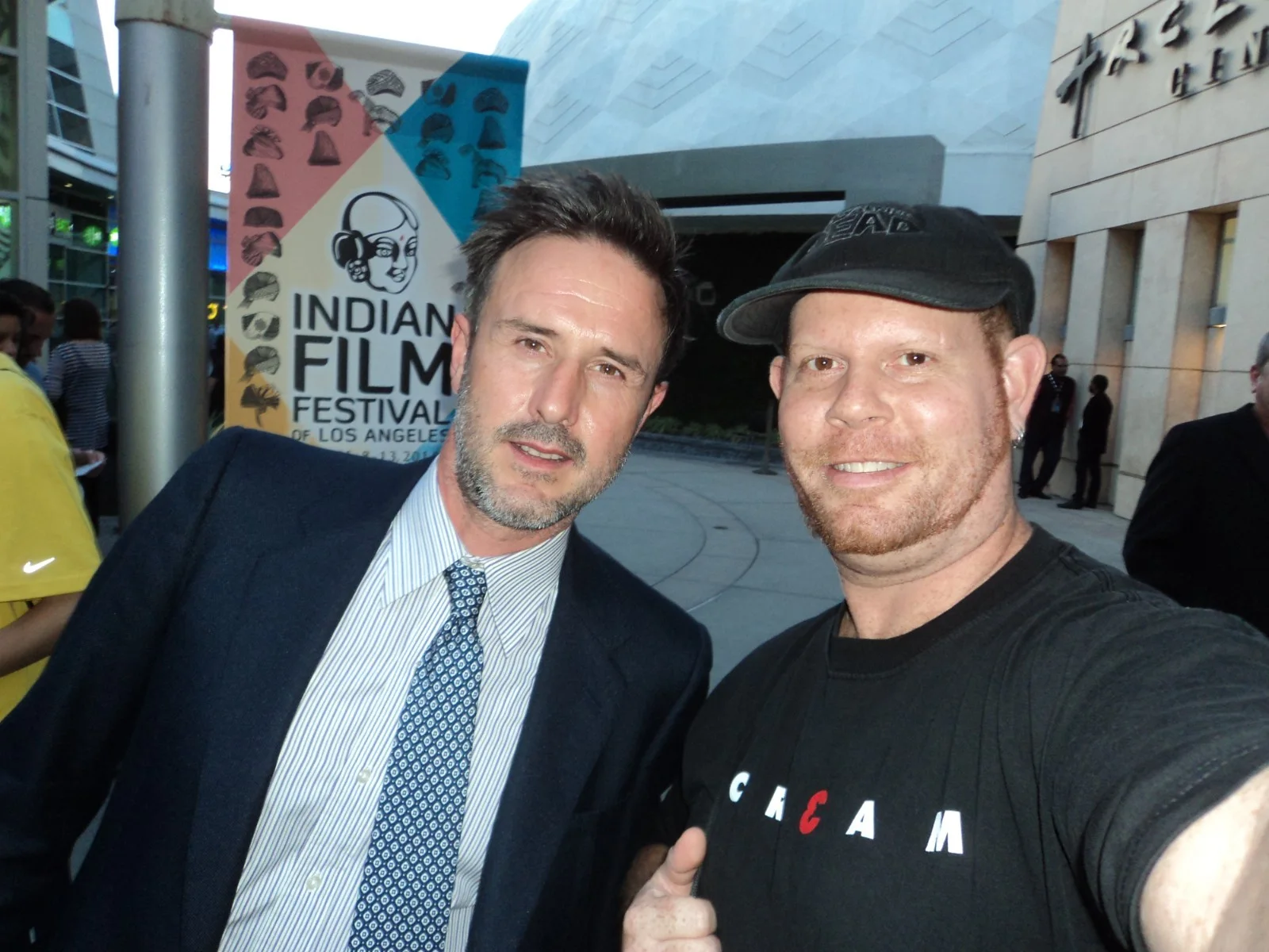 DAVID ARQUETTE — David Arquette Scream matted signed index card with photo 11x17 #1 Deputy Dewey, image 4