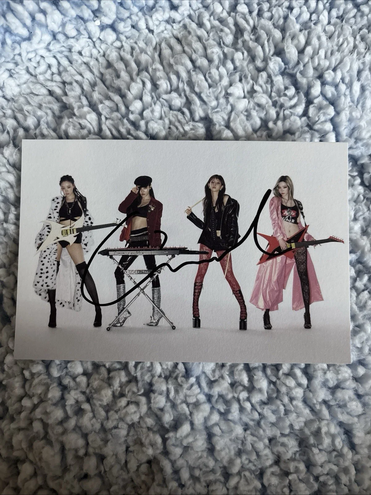 aespa Signed Autographed Richman Postcard, image 3