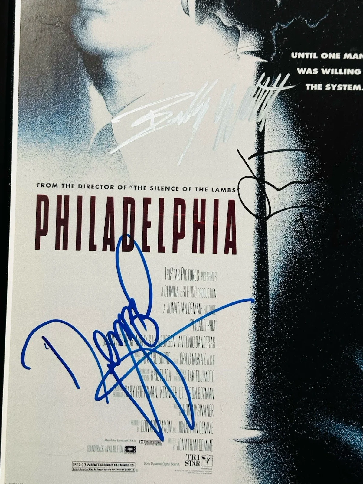 Denzel Washington, Jonathan Demme, Bradley Whitford — Denzel Washington, Jonathan Demme, Bradley Whitford signed Philladelphia poster, изображение 2